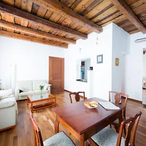 https://bohme-apartments-old-town-square.praguehotelsweb.com